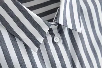 Lanbaiyijia 2018 Jaře nové košile Ženy Bavlněné Tričko šedé bílé Pruhované Košile Vpředu s dvojitým Kapsami Casual Ženy Halenka