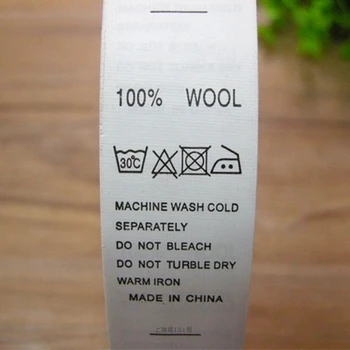Na zakázku design 200pcs/lot bílé roucho mytí péče label oblečení péče velikosti značky v pračce štítky nylon taft roll