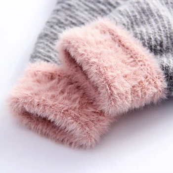 Rukavice dámské zimní plyšové teplé jezdecké rukavice Outdoor odolný proti větru a chladu důkaz Dotyková obrazovka rukavice ženy
